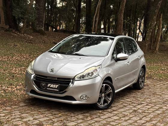 PEUGEOT 208 1.6 GRIFFE 16V FLEX 4P AUTOMÁTICO